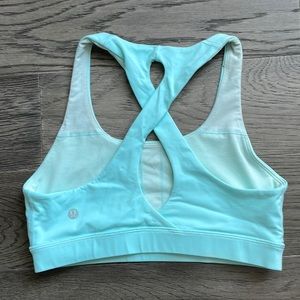 Light Teal lululemon sports bra size 8, worn 1x w/o tags excellent condition